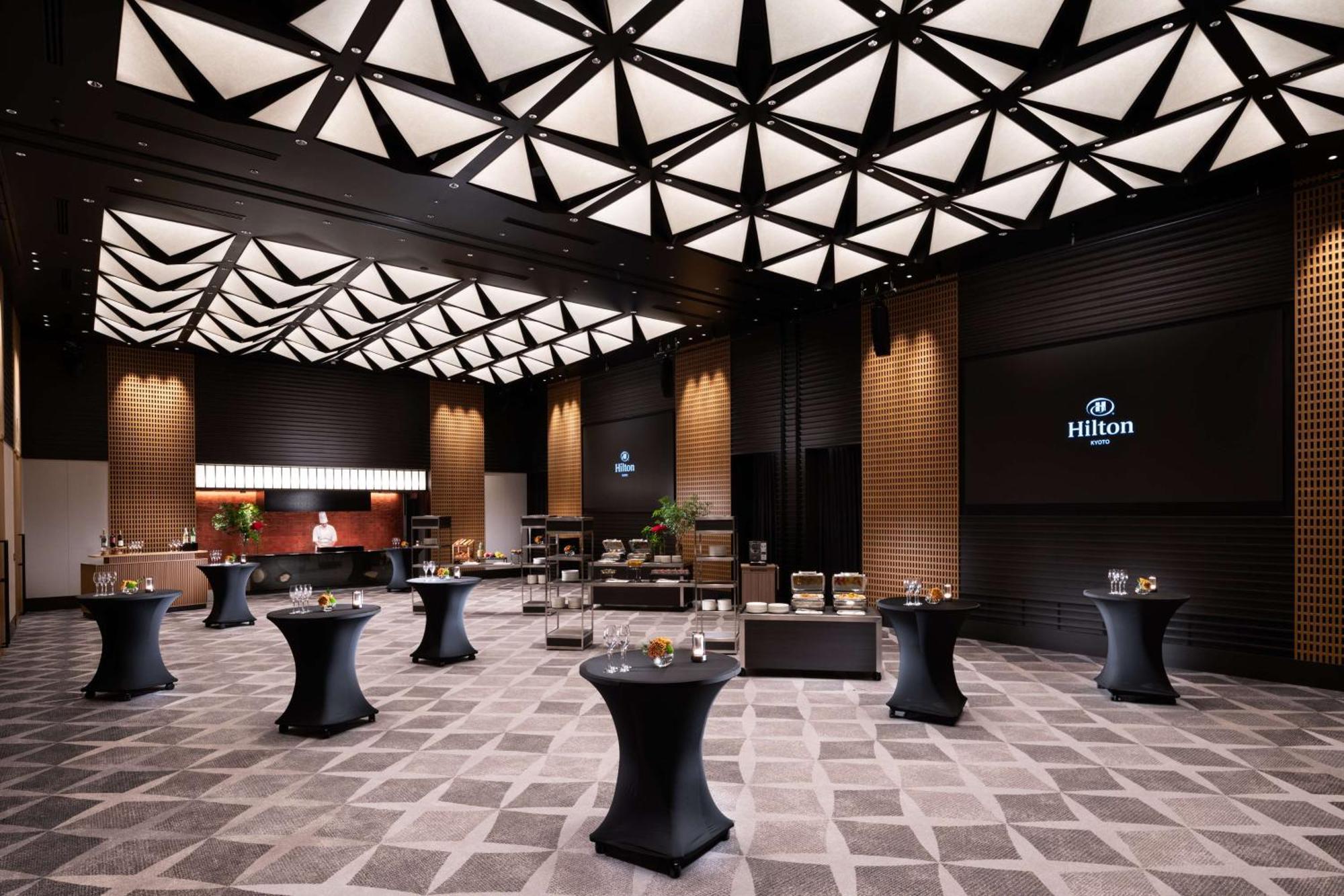 Hilton Kyoto Hotel Exterior photo