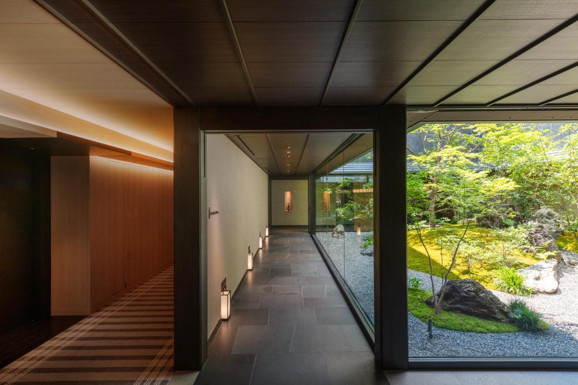 Hilton Kyoto Hotel Exterior photo