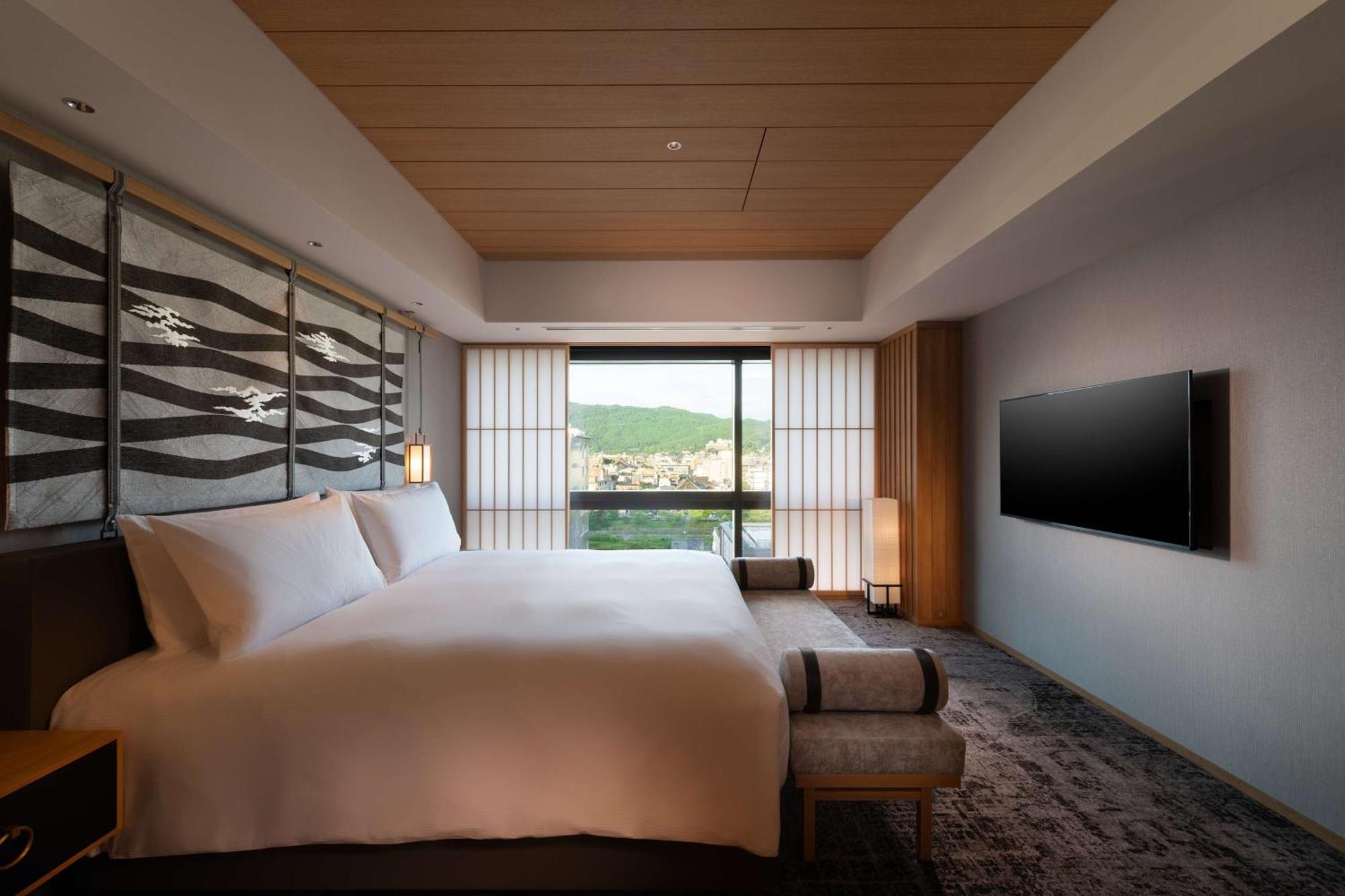 Hilton Kyoto Hotel Exterior photo